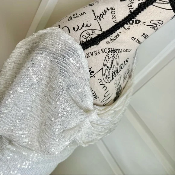 Hello Molly Frequent The Club Dress White Sz 6 - Picture 8 of 16